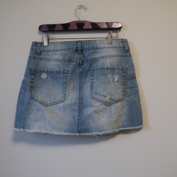 EIGHTY TWO Denim Skirt Size 9 - Picture 5 of 6